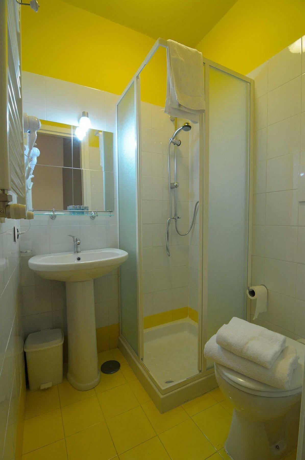 Trasteveredreamsuites Bed & Breakfast 2*