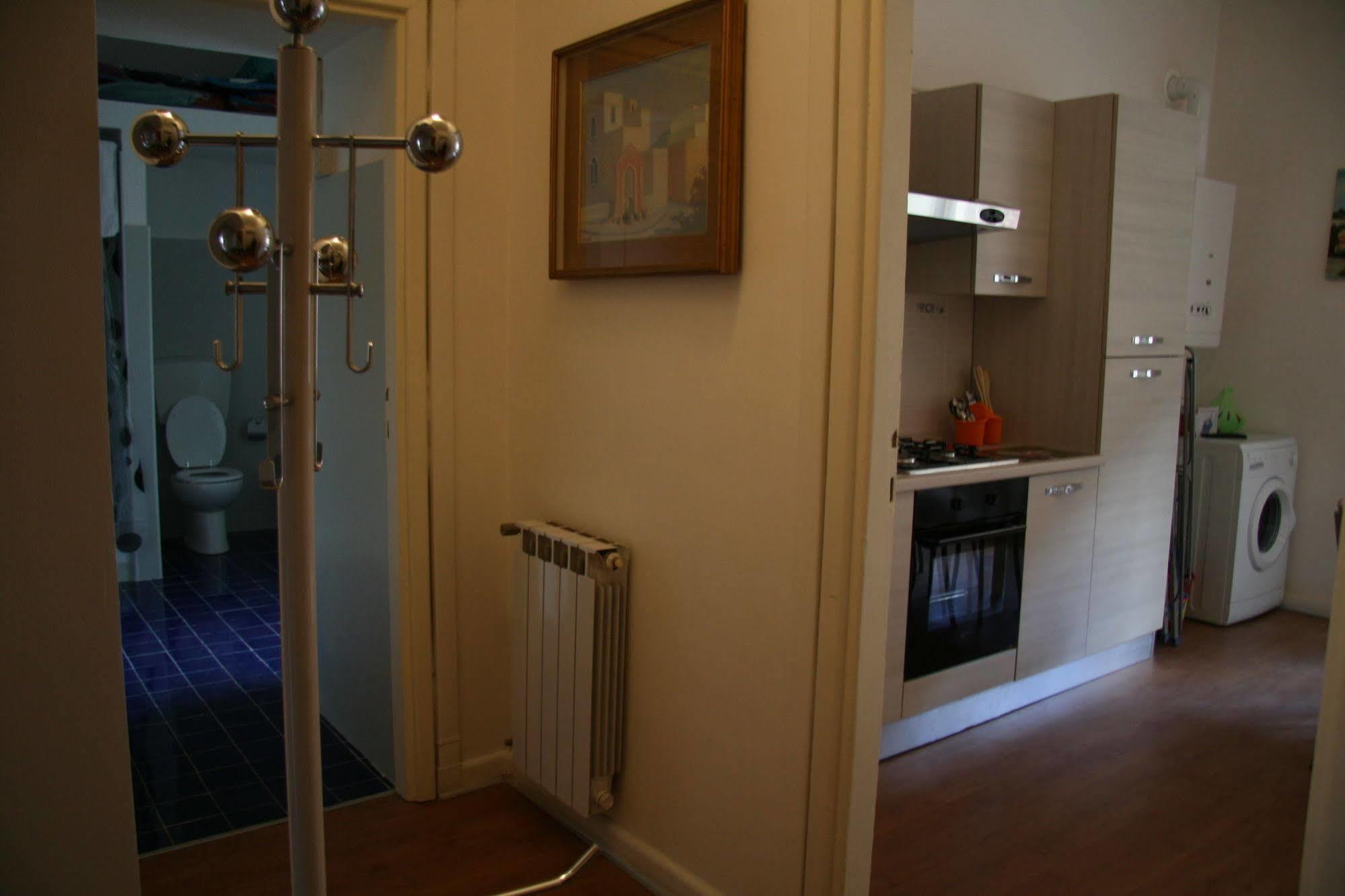 Trasteveredreamsuites Bed & Breakfast 2*